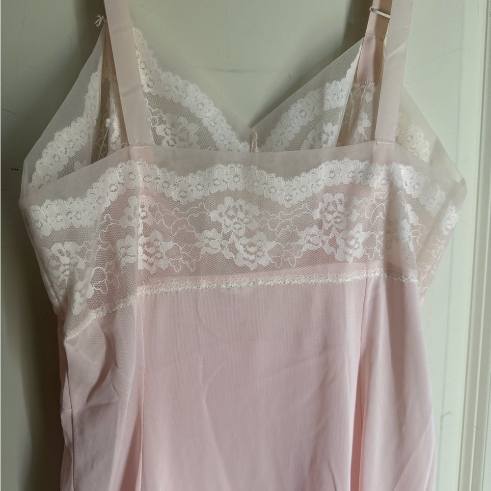 Slip pink 50s vintage Elegant Pink Lace trim Dress adjustable strap lightweight - Picture 11 of 14